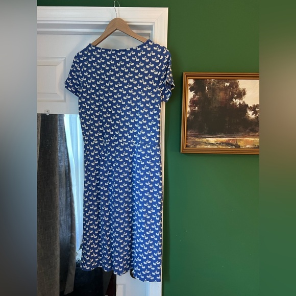 Boden Swan Dress - Picture 4 of 7